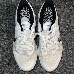 Women’s size 9.5 Nike Tennis shoes .